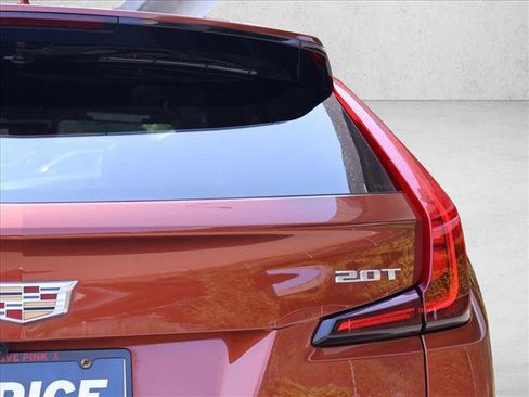 Used 2019 Cadillac XT4 Premium Luxury AWD/4WD image 8