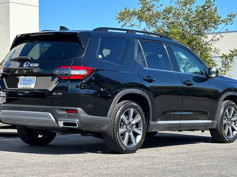 New 2025 Honda Pilot Elite image 4