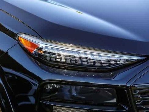 New 2025 Audi Q6 e-tron Premium Plus image 4