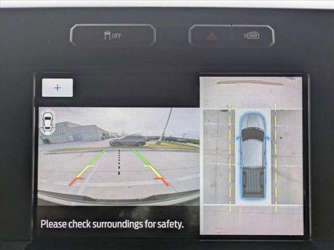 Used 2016 Ford F150 Platinum w/ Equipment Group 701A Luxury image 16