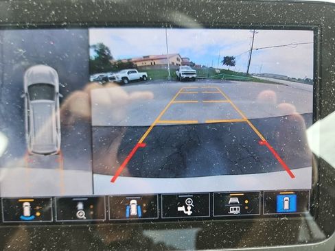 Used 2022 Chevrolet Equinox RS w/ RS Leather Package FWD image 24