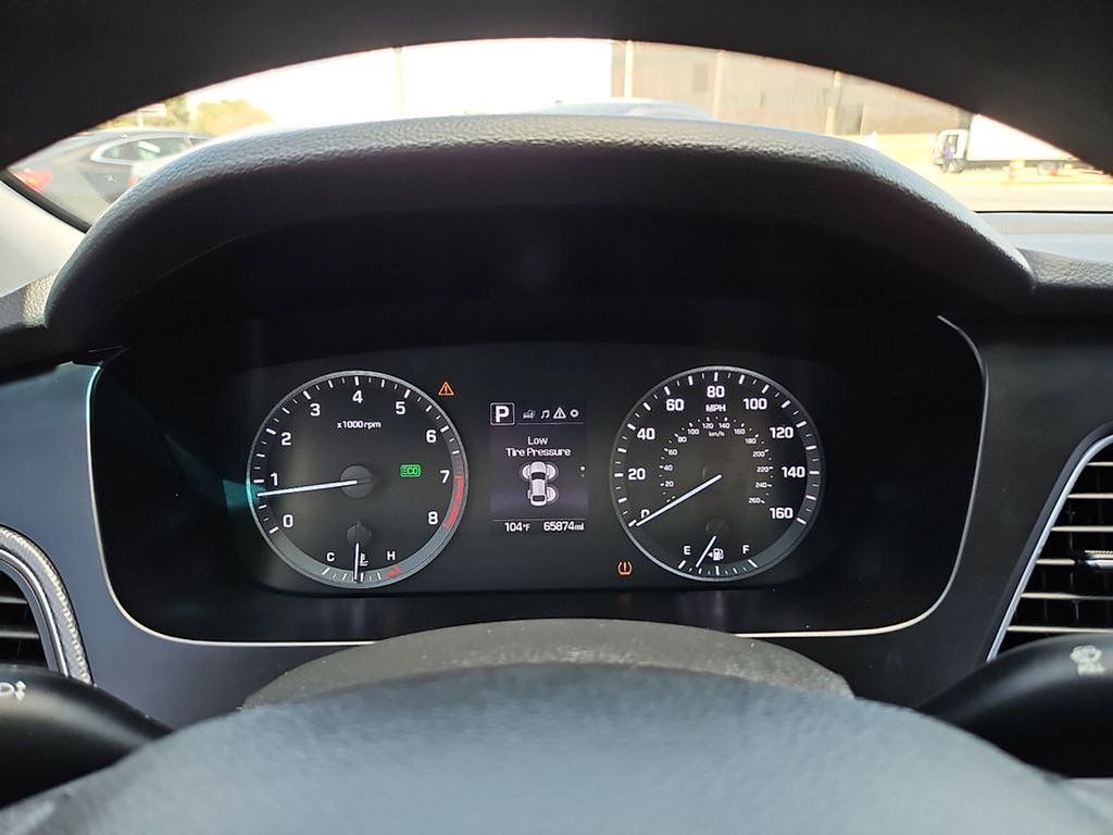 Used 2017 Hyundai Sonata SE FWD image 29