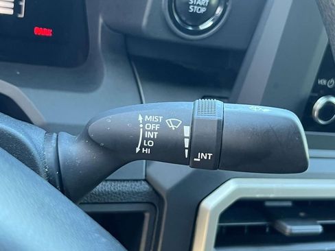 Used 2024 Toyota Tacoma SR AWD/4WD image 20