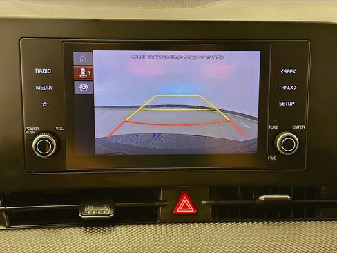 Used 2025 Kia Sportage LX image 23