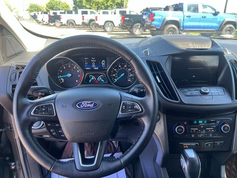 Used 2019 Ford Escape SEL AWD/4WD image 14