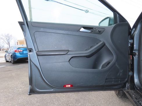 Used 2014 Volkswagen Jetta Sedan image 31