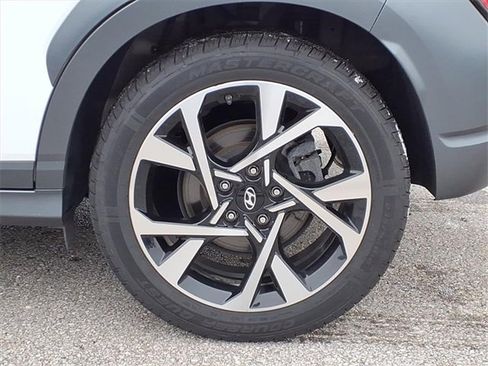 Used 2022 Hyundai Kona Limited w/ Cargo Package image 10