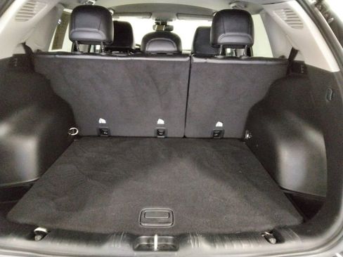 Used 2022 Jeep Compass Limited image 13