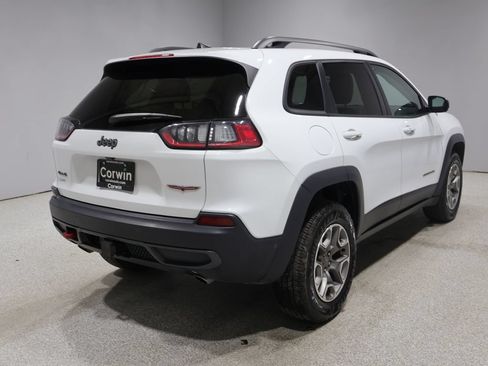 Used 2021 Jeep Cherokee Trailhawk w/ Technology Group AWD/4WD image 2