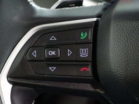 Used 2023 Jeep Grand Cherokee L Laredo AWD/4WD image 29