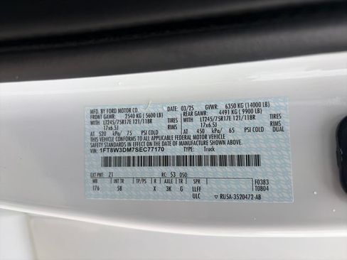 Used 2025 Ford F350 Lariat w/ Lariat Ultimate Package AWD/4WD image 47