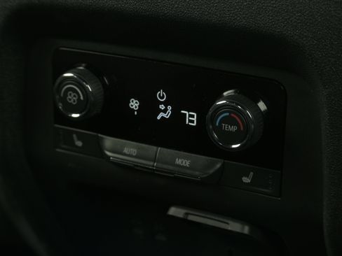 Used 2024 Chevrolet Traverse RS AWD/4WD image 12