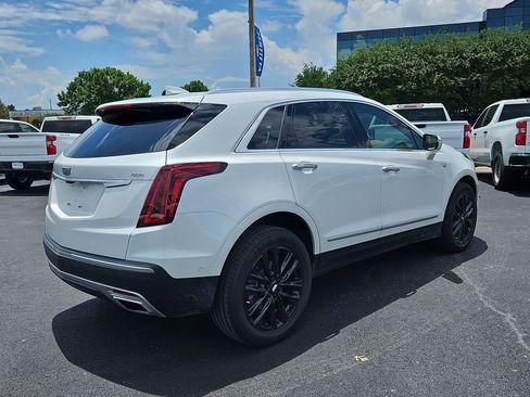 Certified 2022 Cadillac XT5 Premium Luxury w/ Technology Package FWD image 17