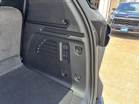 New 2026 Chevrolet Traverse RS FWD image 14