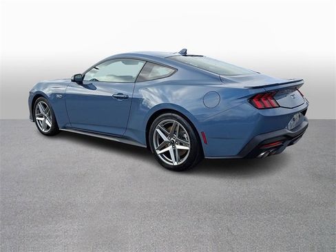 Used 2024 Ford Mustang GT Premium image 6