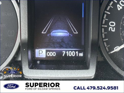 Used 2019 Toyota Tacoma TRD Off-Road image 19