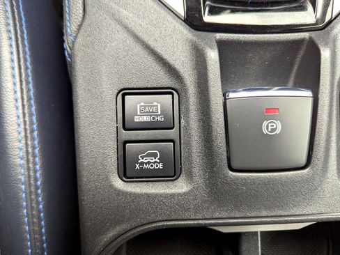 Used 2019 Subaru Crosstrek Hybrid w/ Moonroof Package w/Navigation image 32