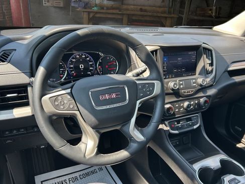 Certified 2024 GMC Terrain Denali w/ Denali Premium Package AWD/4WD image 21