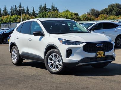 New 2025 Ford Escape Active w/ Cold Weather Package