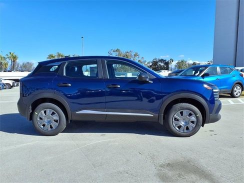 New 2026 Nissan Kicks S image 4