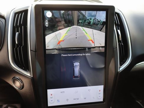 Used 2022 Ford Edge Titanium w/ Equipment Group 301A image 39