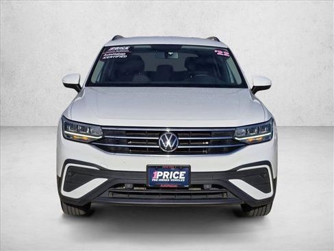 Used 2022 Volkswagen Tiguan S image 2