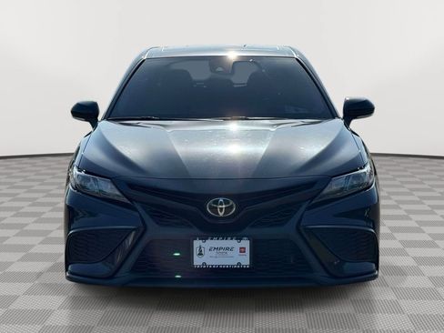 Used 2022 Toyota Camry SE w/ Cold Weather Package AWD/4WD image 2