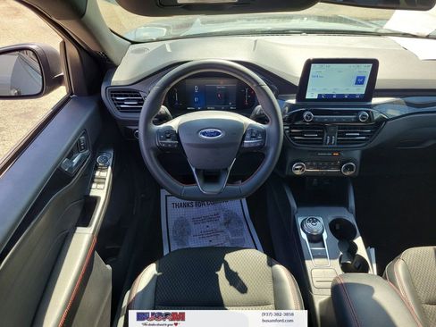 Certified 2025 Ford Escape ST-Line AWD/4WD image 10
