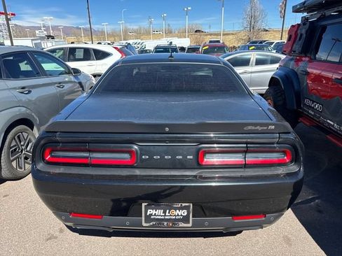 Used 2022 Dodge Challenger R/T Scat Pack w/ T/A Package RWD image 18