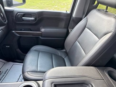 Used 2021 Chevrolet Silverado 1500 LT Trail Boss w/ Convenience Package II AWD/4WD image 38