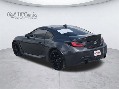 Used 2025 Toyota GR86 Premium w/ ALL Weather Mat Package (TMS) RWD image 4