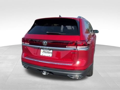 Used 2024 Volkswagen Atlas SEL AWD/4WD image 6