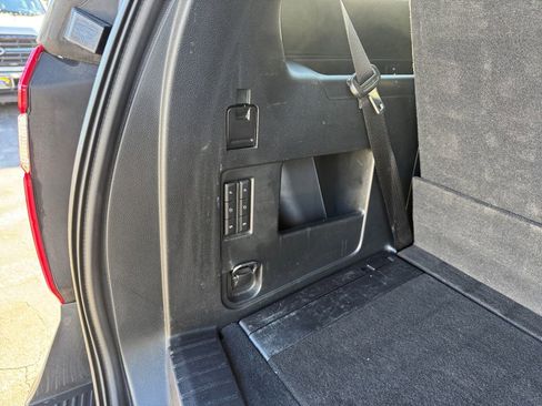 Used 2021 Ford Expedition XLT image 23
