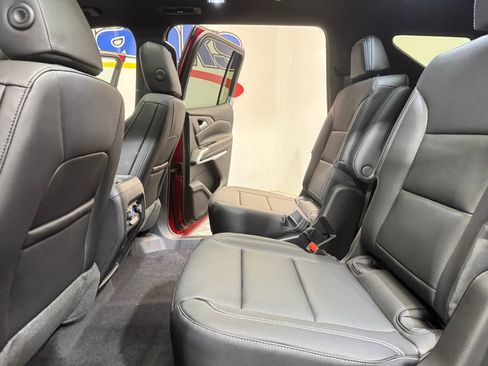 New 2026 Chevrolet Traverse LT w/ Sun and Wheel Package image 10