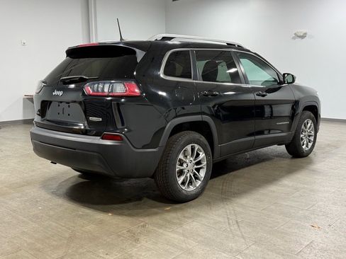 Used 2019 Jeep Cherokee Latitude Plus image 4