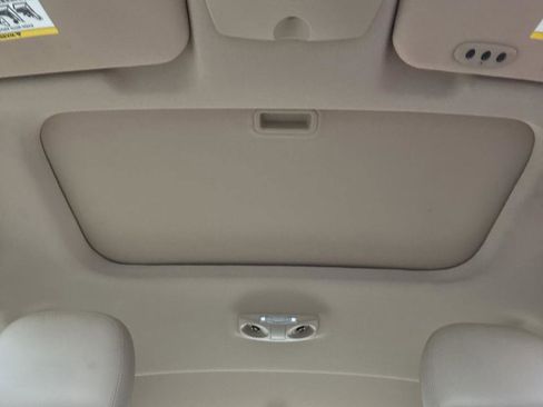 Used 2013 Chrysler 200 Limited image 25