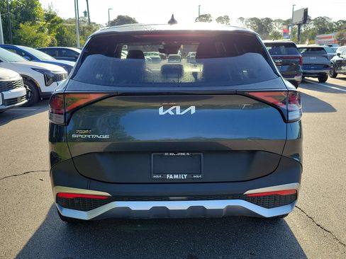 Certified 2023 Kia Sportage EX FWD image 5