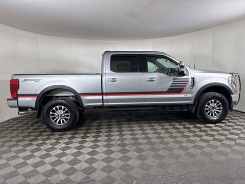 Certified 2022 Ford F250 Lariat w/ Lariat Ultimate Package AWD/4WD image 2