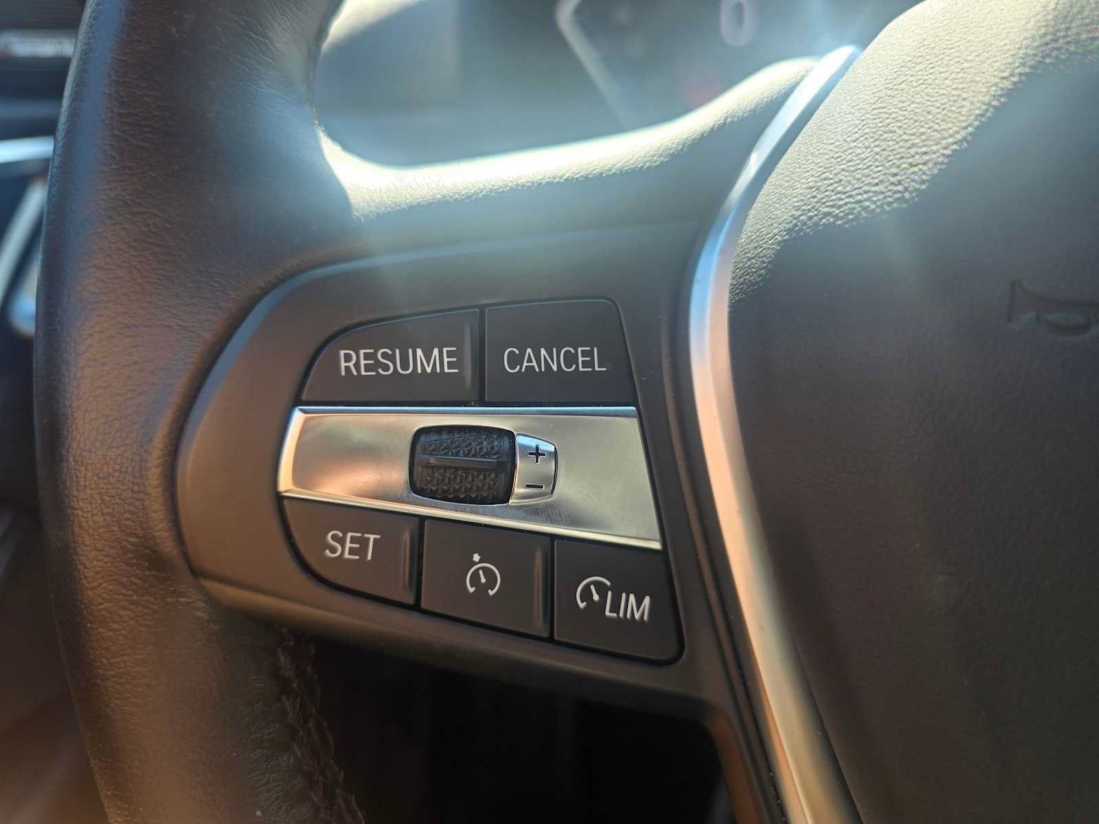 Used 2023 BMW i4 eDrive40 w/ Premium Package RWD image 32