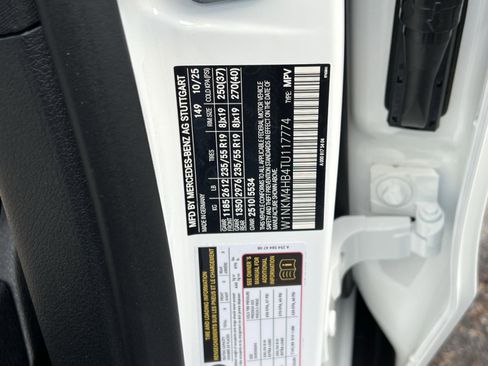 New 2026 Mercedes-Benz GLC 300 4MATIC image 35