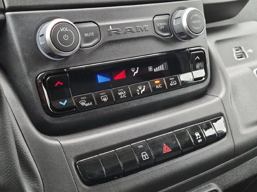 New 2027 RAM ProMaster 2500 w/ Convenience Group FWD image 25
