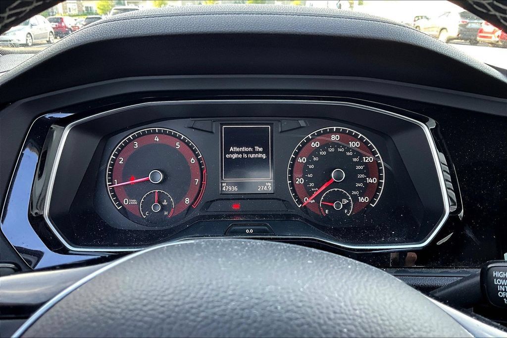 Used 2021 Volkswagen Jetta R-Line FWD image 12