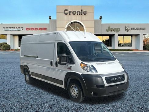 Used 2021 RAM ProMaster 2500 w/ Convenience Group FWD image 1