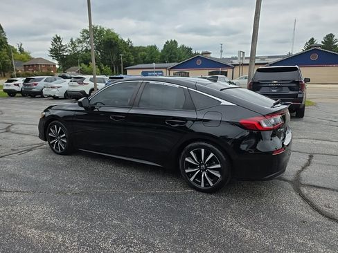 Used 2024 Honda Civic EX-L image 4