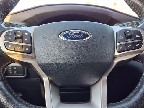 Used 2021 Ford Explorer Limited w/ Equipment Group 301A image 18