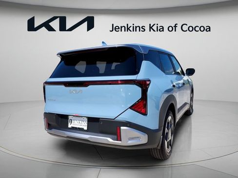New 2027 Kia Seltos S FWD image 4