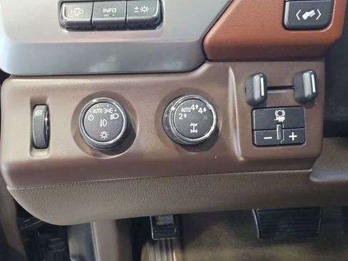 Used 2017 Chevrolet Tahoe Premier w/ Max Trailering Package AWD/4WD image 21