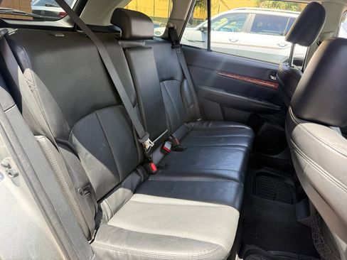 Used 2011 Subaru Outback 2.5i Limited AWD/4WD image 15