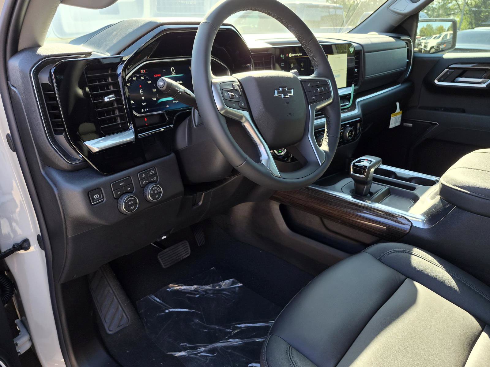 New 2026 Chevrolet Silverado 1500 RST AWD/4WD image 12