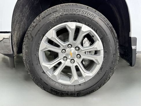 New 2026 Chevrolet Silverado 1500 LTZ w/ LTZ Premium Package image 32